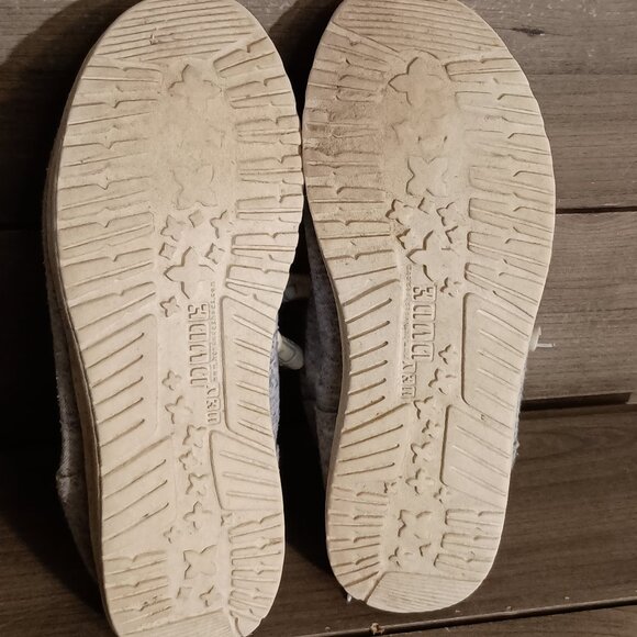 Hey Dude Wally Women Light Gray Slip On Loafers Size 9 - Picture 11 of 12